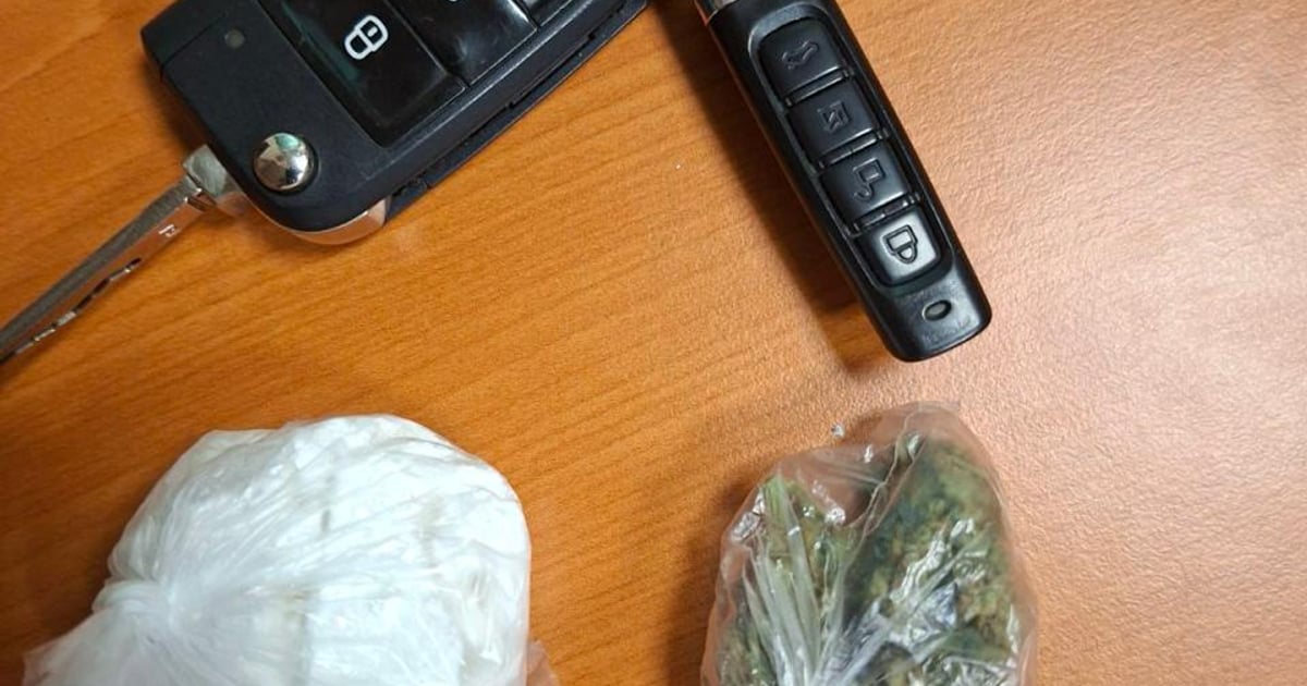 Fotografija uz vijest: Cetinjska policija lišila slobode dvije osobe iz Nikšića zbog droge
