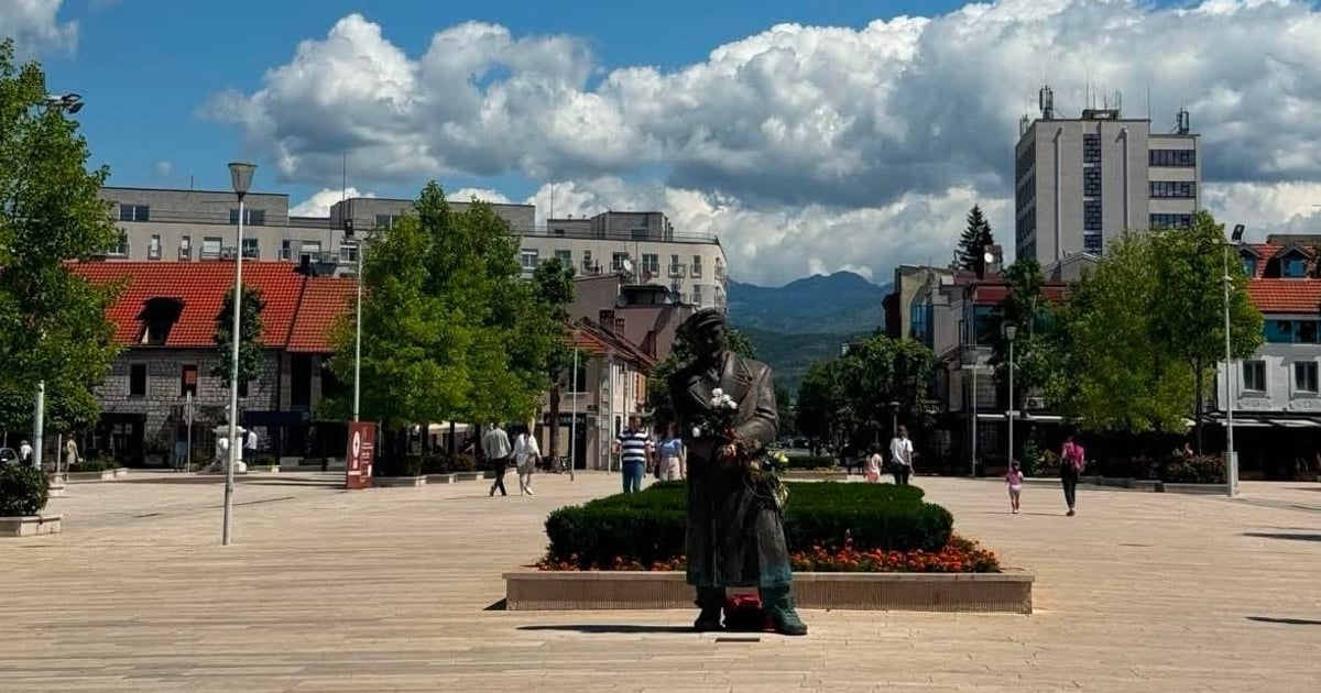 Fotografija uz vijest: DPS Nikšić: Policija bi da iskrivi sliku o napadima na Perovića, njegovoj porodici prijećeno i jutros