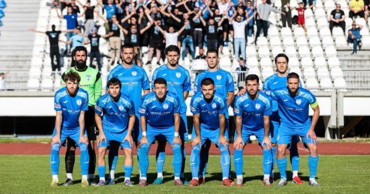 Fotografija uz vijest: Hipotekarna banka podržala FK Jezero donacijom od 5.000 eura