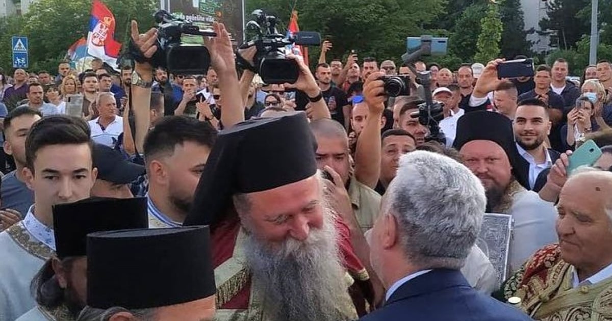 Fotografija uz vijest: Iz eparhije Joanikija Mićovića stižu oštri napadi na Zdravka Krivokapića