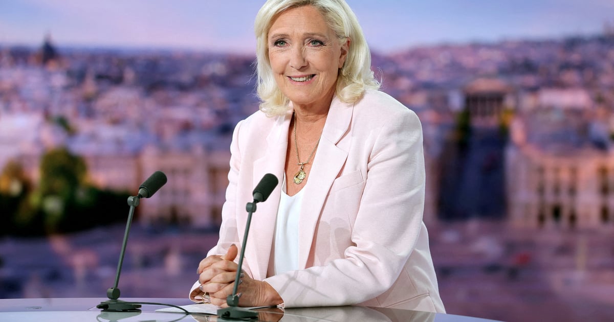 Fotografija uz vijest: Marin le Pen najavila kandidaturu za predsjedničke izbore uprkos elektronskom nadzoru