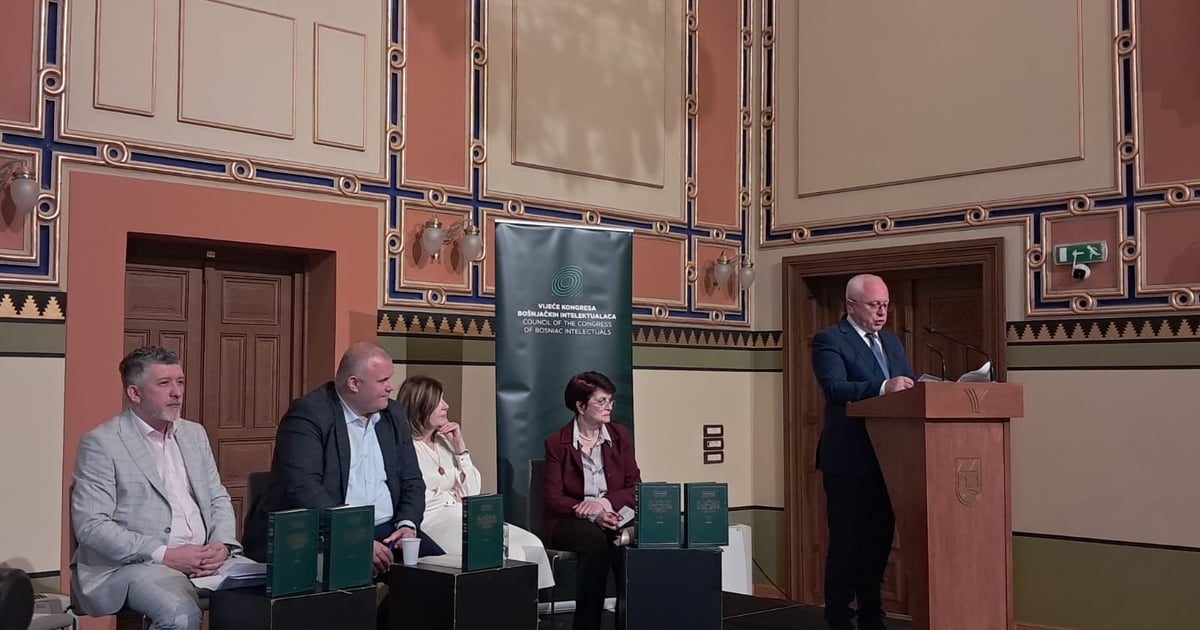 Fotografija uz vijest: Mustafić: Rječnik bosanskog jezika potvrda kulturnog identiteta Bošnjaka