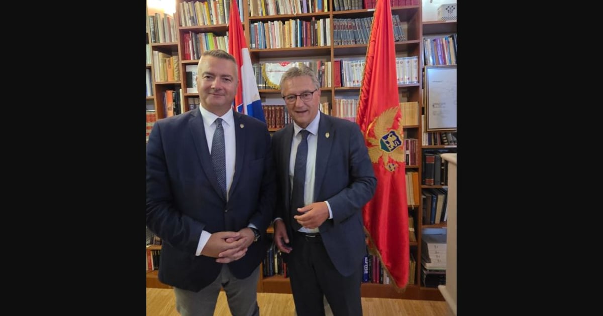 Fotografija uz vijest: Predsjednik HSS-a Darko Vuletić posjetio hrvatsku zajednicu u Crnoj Gori