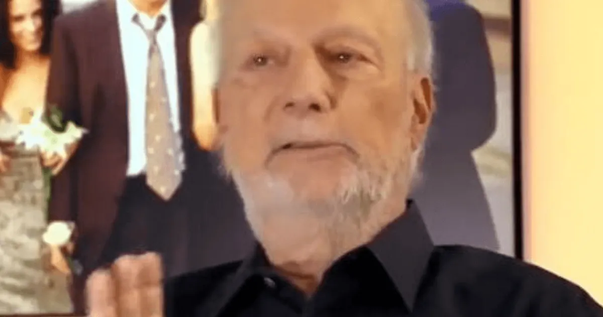 Fotografija uz vijest: Preminuo Džejms Berouz, legendarni reditelj serija „Prijatelji“ i „Vil i Grejs“