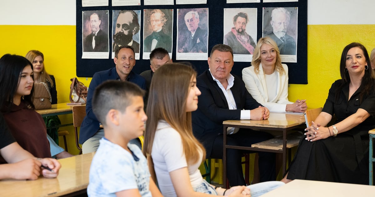 Fotografija uz vijest: VOLI i UNICEF - Djeca u školi da uče o empatiji i poštovanju