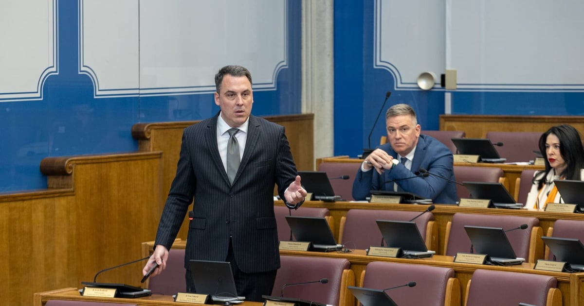 Fotografija uz vijest: Vuković traži hitnu reakciju na promjenu imena Narodne biblioteke u Podgorici