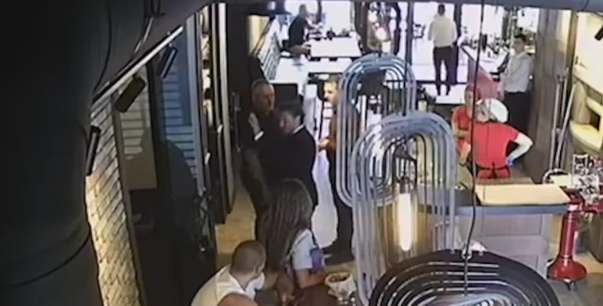 Fotografija uz vijest: Advokat komentariše snimak iz Špaga: Nije bilo provokacije Ubovića prema Abazoviću