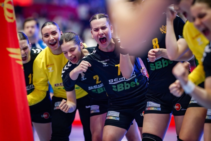Fotografija uz vijest: Crnogorske juniorke u četvrtfinalu Svjetskog prvenstva u rukometu