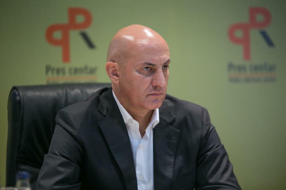 Fotografija uz vijest: Đurović: Reakcija vlasti na opozicionu Platformu otkriva stav prema zakonima i interesima građana