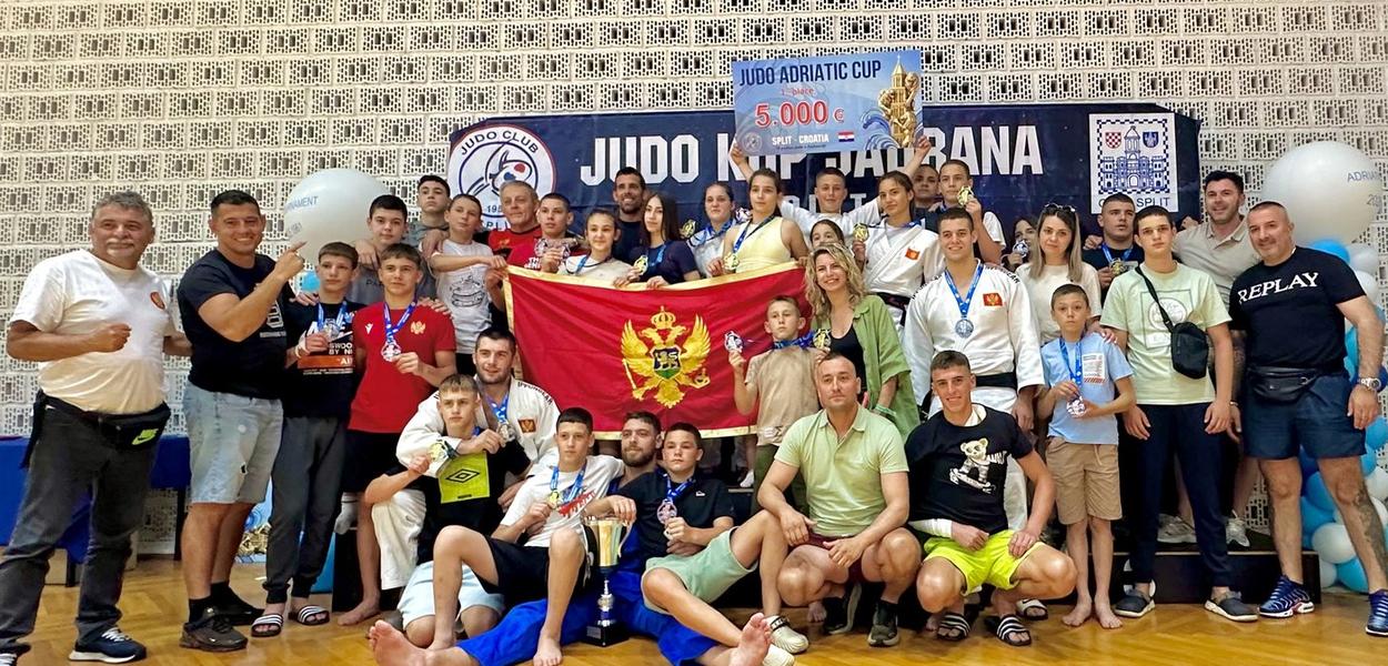 Fotografija uz vijest: Ippon osvojio 33 medalje i titulu najbolje ekipe na Kupu Jadrana u Splitu