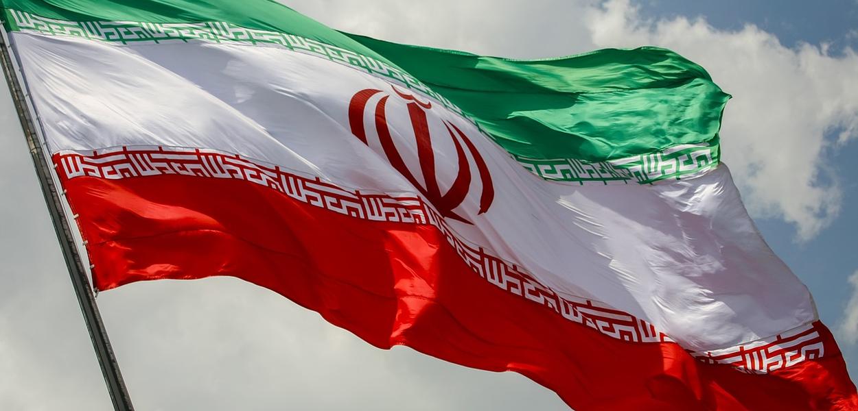 Fotografija uz vijest: Iran uzvratio raketnim i bespilotnim napadima na američke baze u Kuvajtu, Bahreinu i Jordanu