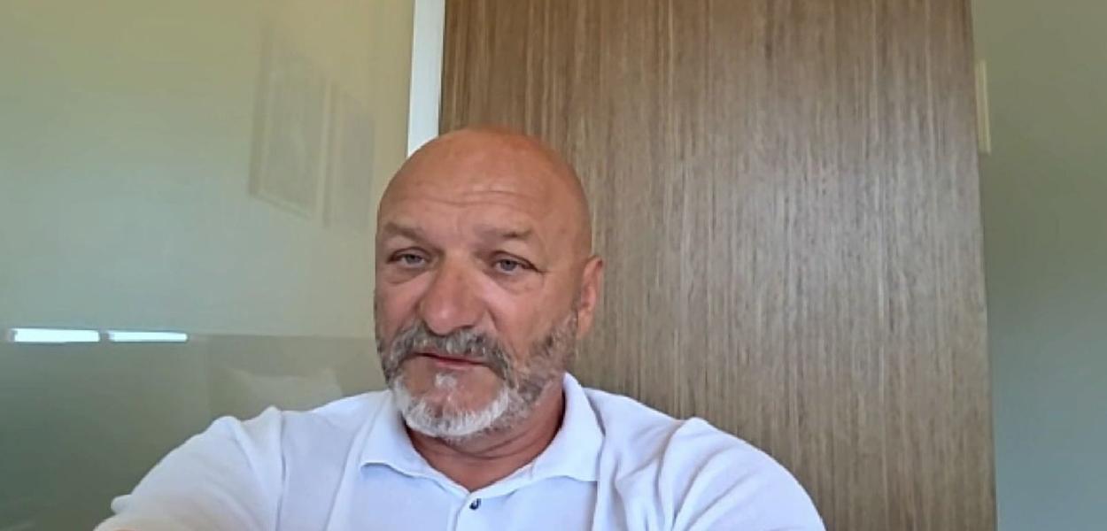 Fotografija uz vijest: Krneta: Pilot mora biti maksimalno spreman za slijetanje u autorotaciji jer se sve dešava u dvije sekunde