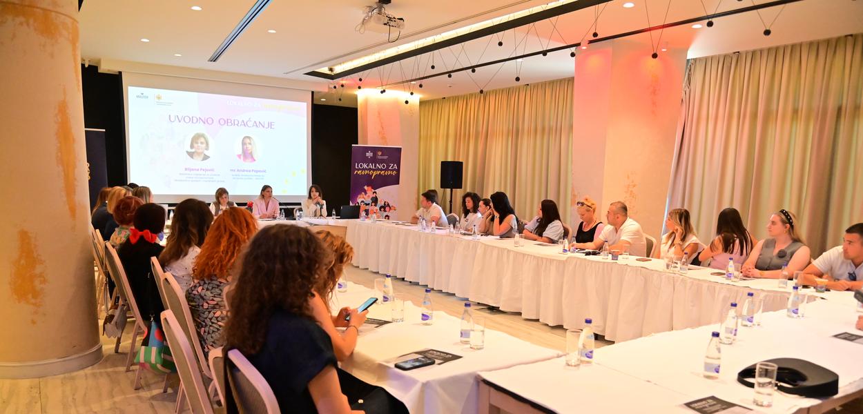 Fotografija uz vijest: Porazni podaci iz opština: Nijedna predsjednica, žene na samo 14% rukovodećih funkcija
