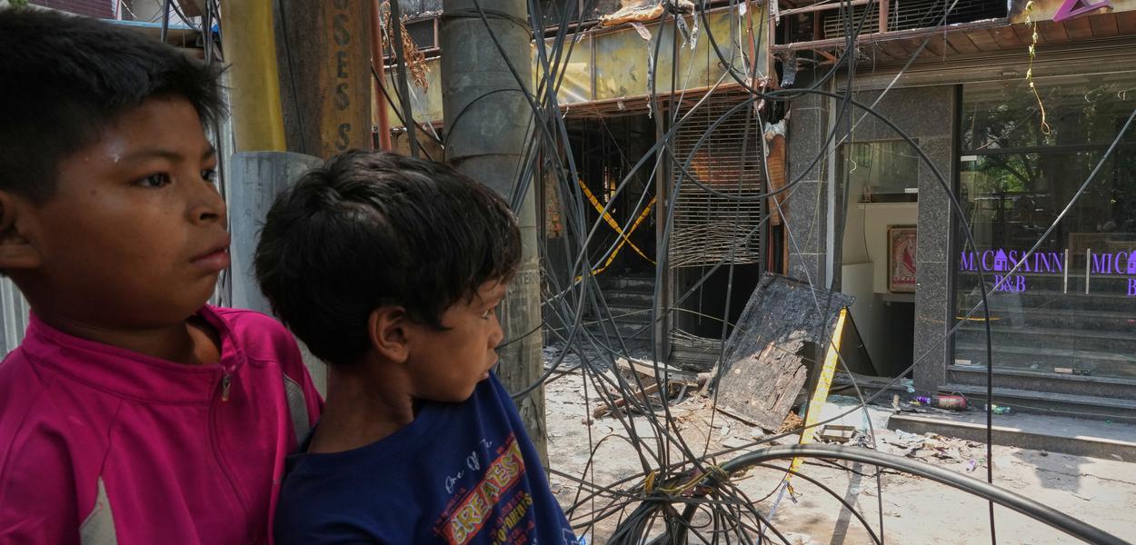 Fotografija uz vijest: Požar u hotelu u Nju Delhiju odnio najmanje 21 život