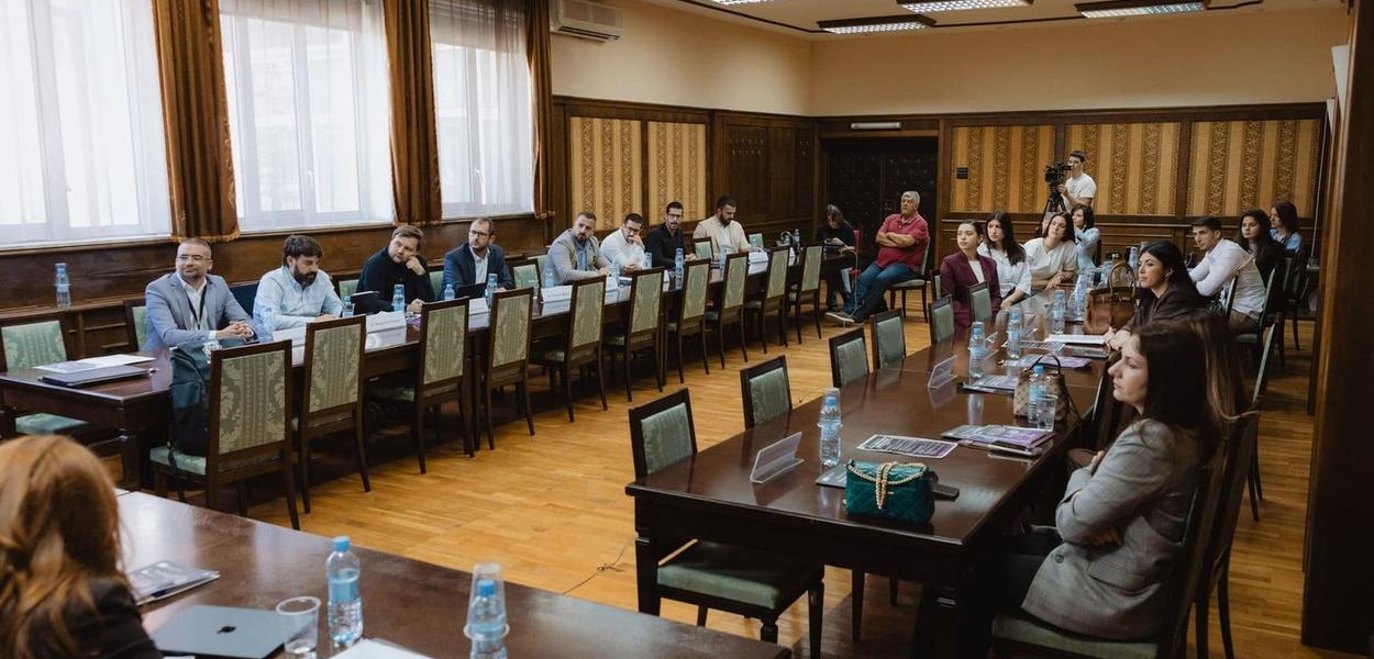 Fotografija uz vijest: Savković: Digitalna prava, privatnost i AI ključni savremeni izazovi