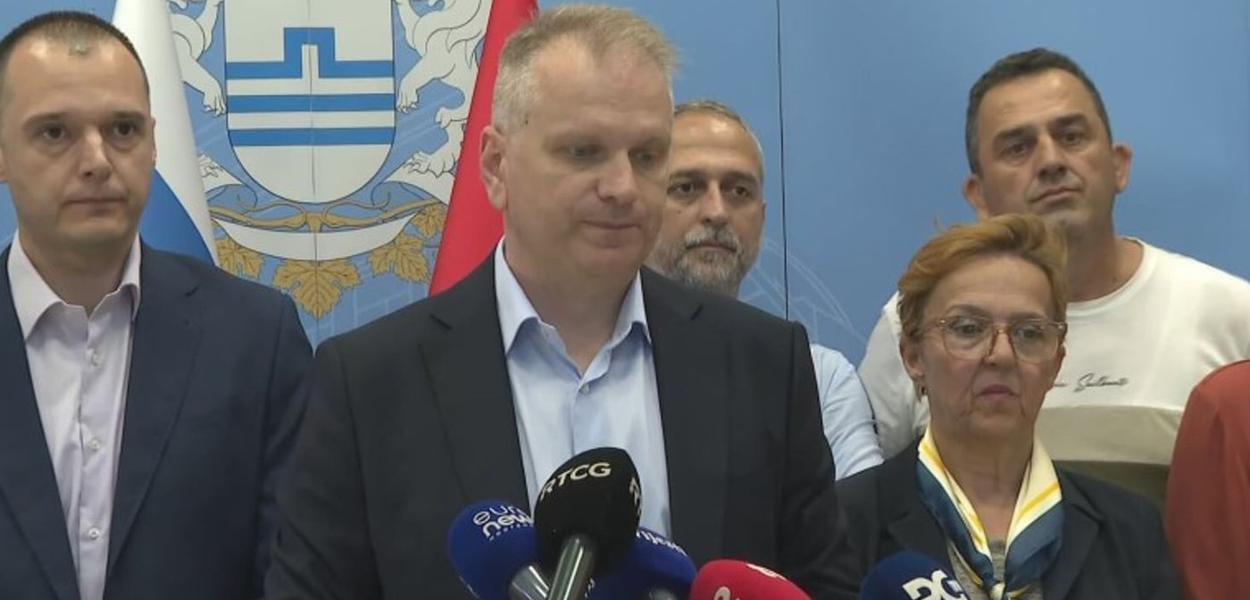 Fotografija uz vijest: Srđan Perić zvanično kandidat za predsjednika Skupštine Podgorice, podržali ga odbornici Preokreta, ES i DPS