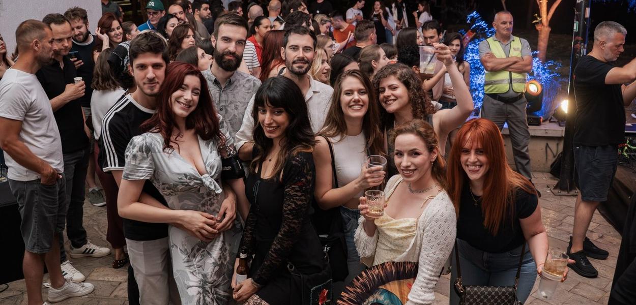 Fotografija uz vijest: Tribute bend Stereo Deficit oduševio publiku hitovima Arctic Monkeys