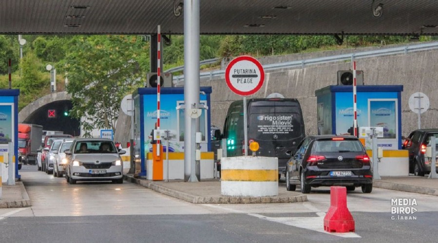 Fotografija uz vijest: Tunel Sozina opslužio 1,19 miliona vozila od početka godine