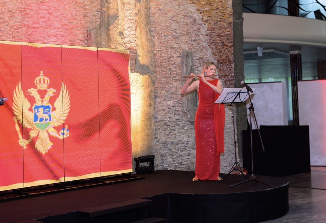 Fotografija uz vijest: U Ženevi organizovana proslava povodom Dana nezavisnosti Crne Gore