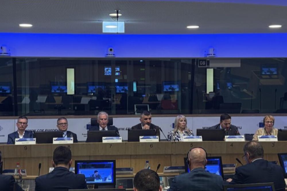 Fotografija uz vijest: Benefiti članstva Crne Gore u EU treba da budu jasno predstavljeni i građanima EU