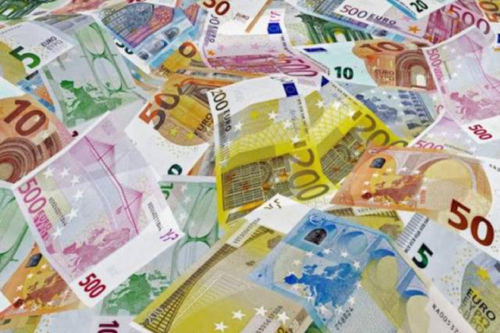 Fotografija uz vijest: Federacija BiH se zadužila za 800 miliona eura na međunarodnom tržištu