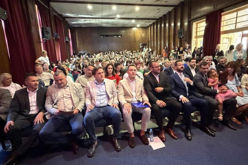 Fotografija uz vijest: Grgurović: Kultura nije trošak već ulaganje u identitet jednog društva; Lakić: Trebalo skoro 70 godina Danilovgradu da se desi...