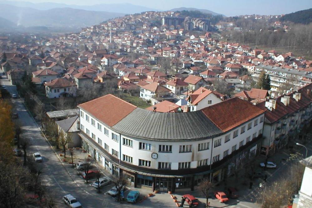 Fotografija uz vijest: Pljevlja: Maloljetnik osumnjičen za teško povređivanje sugrađanina u lokalu