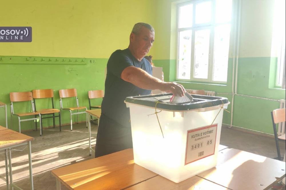Fotografija uz vijest: Posmatrači Savjeta Evrope: Izborni proces na Kosovu uredan, ali sa miješanjem Srbije i dezinformacijama