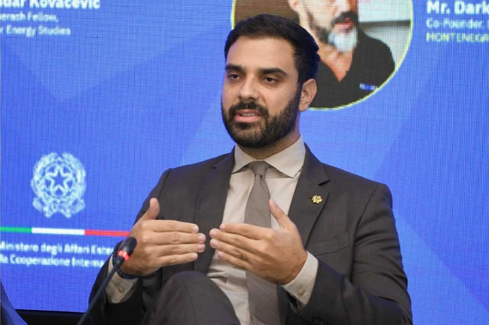 Fotografija uz vijest: Radulović: Zabranjen ulazak motornih plovila u Plavu špilju