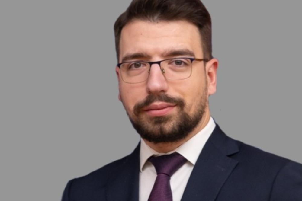 Fotografija uz vijest: Šef Mandićevog kabineta i dopisnik Centra za društvenu stabilnost povezan sa spornim filmom o nezavisnosti