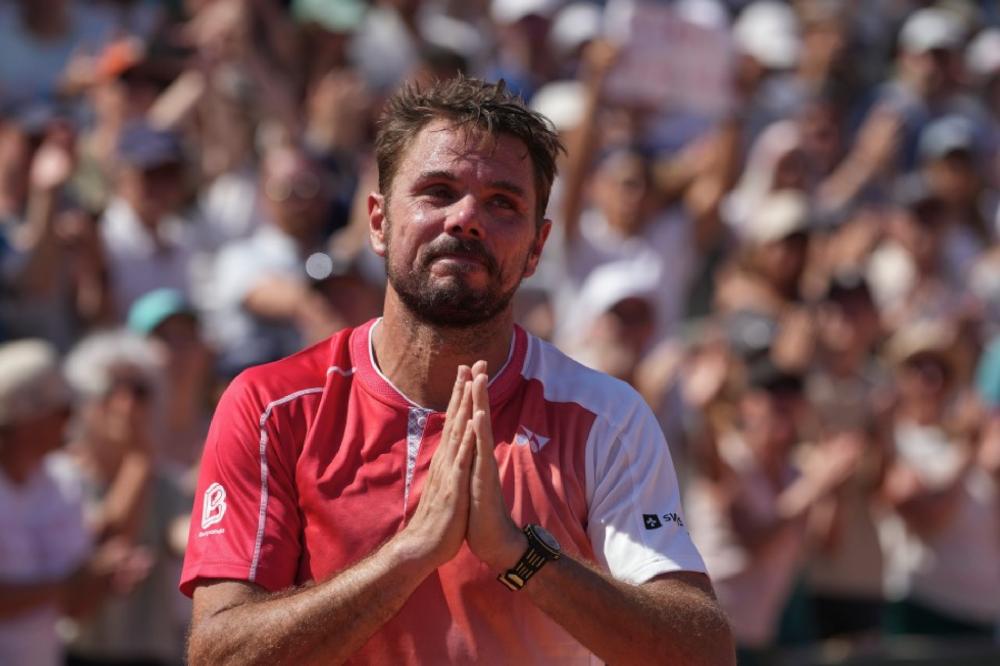 Fotografija uz vijest: Vavrinka odigrao posljednji meč u Parizu porazom od De Jonga