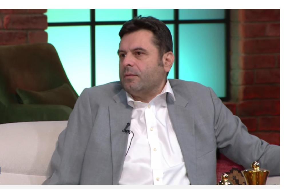 Fotografija uz vijest: Vujović: Mandić mora da brani Informer, pokazatelj koliko više ne sluša Vučića