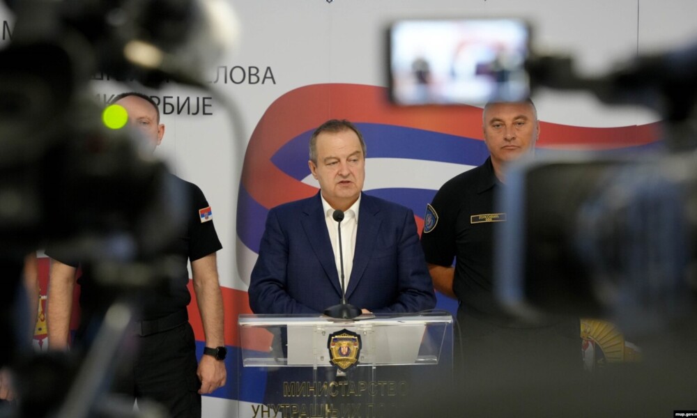 Fotografija uz vijest: Srpska opozicija traži ostavke Dačića i Vasiljevića: Hapšenje Milića obračun kriminalnih klanova povezanih sa Vučićem