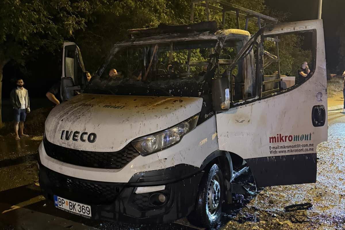 Fotografija uz vijest: Kamion se zapalio u pokretu na putu Bijelo Polje - Ribarevine, nema povrijeđenih