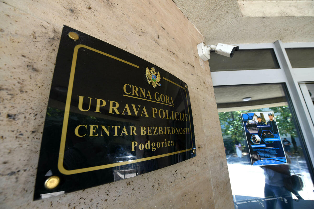 Fotografija uz vijest: Policija pojačala aktivnosti zbog požara, angažovani dronovi i svi raspoloživi kapaciteti
