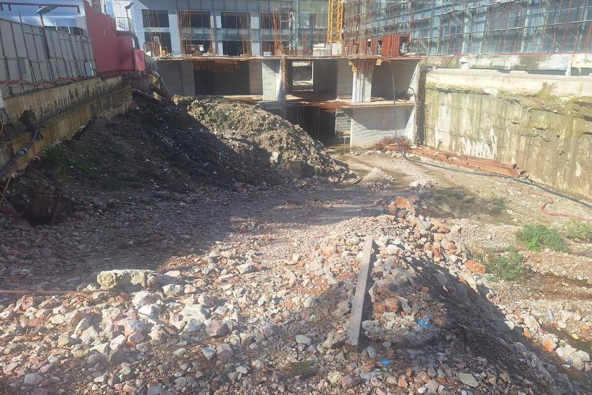 Fotografija uz vijest: Porodica Slovinić prijavila Jovanovića zbog štete od 500.000 eura
