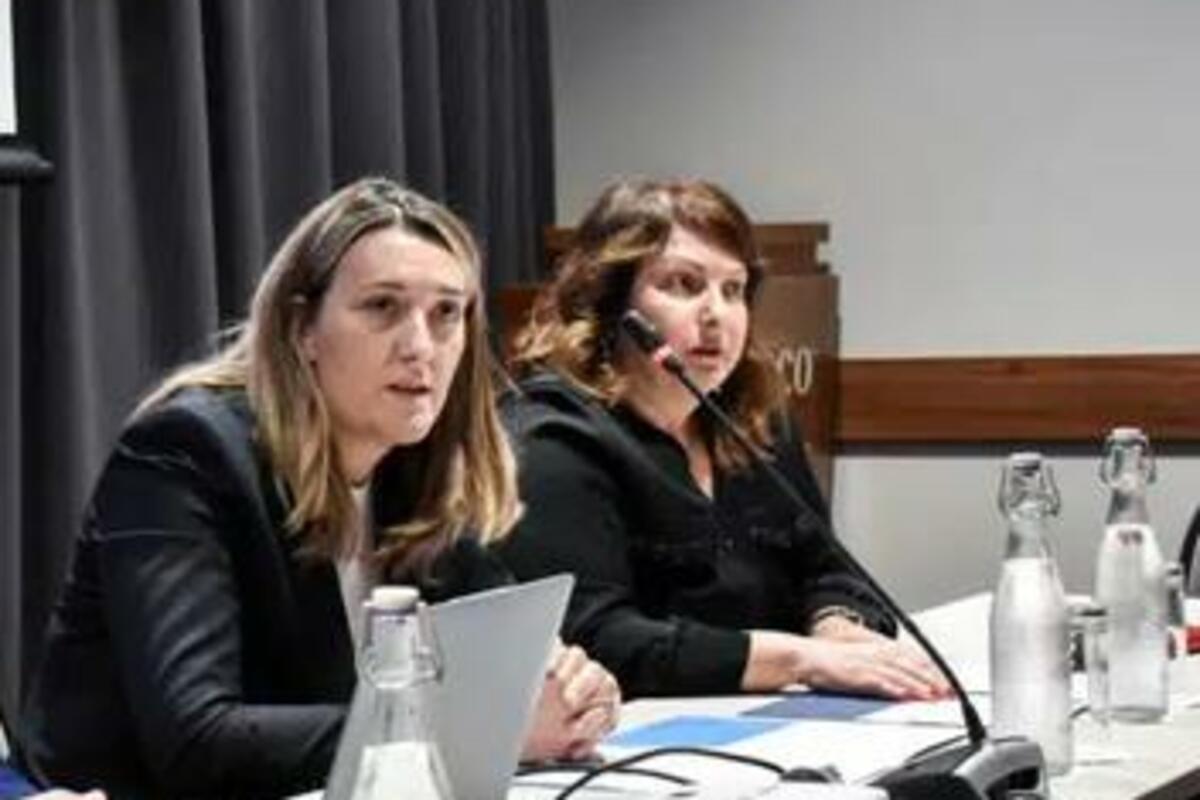 Fotografija uz vijest: Potpredsjednica može, direktorka ne: Funkcionerka Ministarstva zdravlja ne smije dopunski raditi kao hirurg u KCCG-u