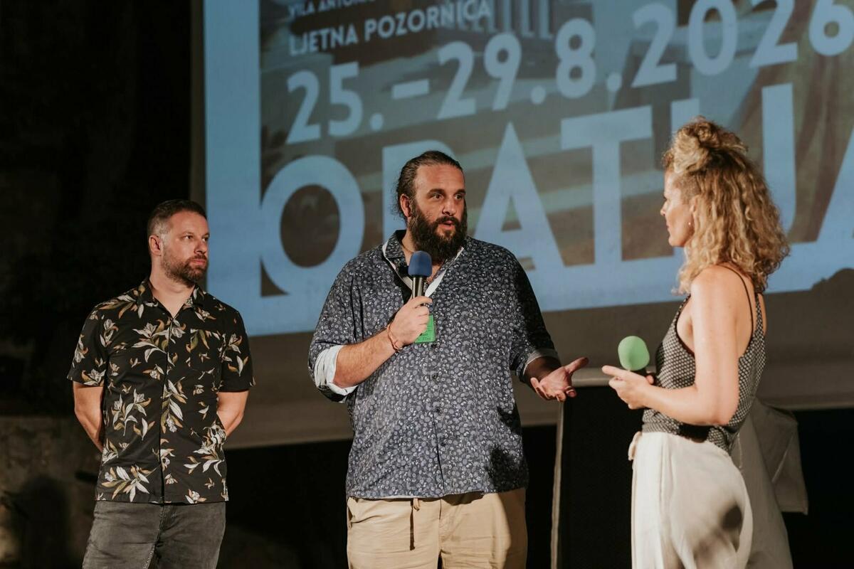Fotografija uz vijest: Reditelj Mladen Ivanović o filmu „Godine trovanja“ i borbi protiv paljenja guma u Crnoj Gori