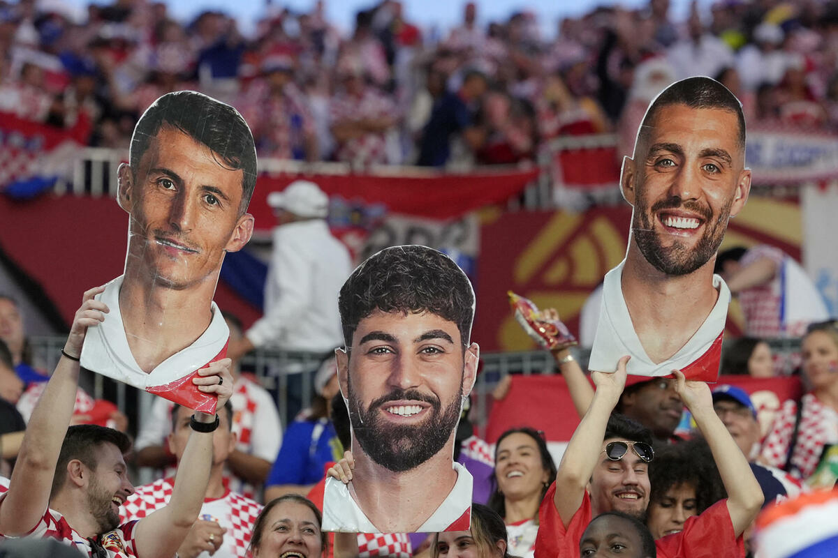Fotografija uz vijest: „Vatreni" love bod za drugu fazu