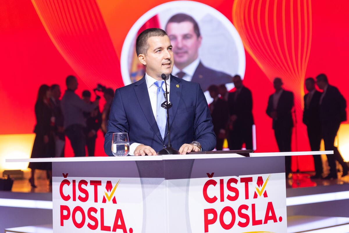 Fotografija uz vijest: Bečić: Građani, čuvajte pravo da smijenite vlast i tražite odgovore
