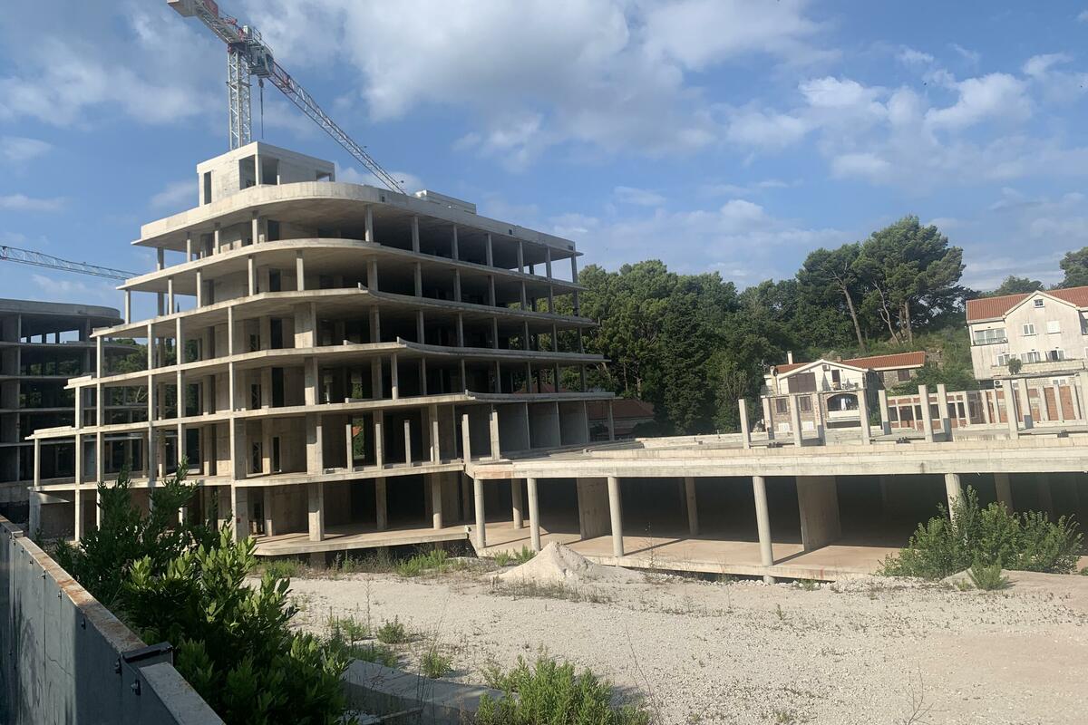 Fotografija uz vijest: Budva pokrenula prinudnu naplatu 149.000 eura od HTP "Miločer"