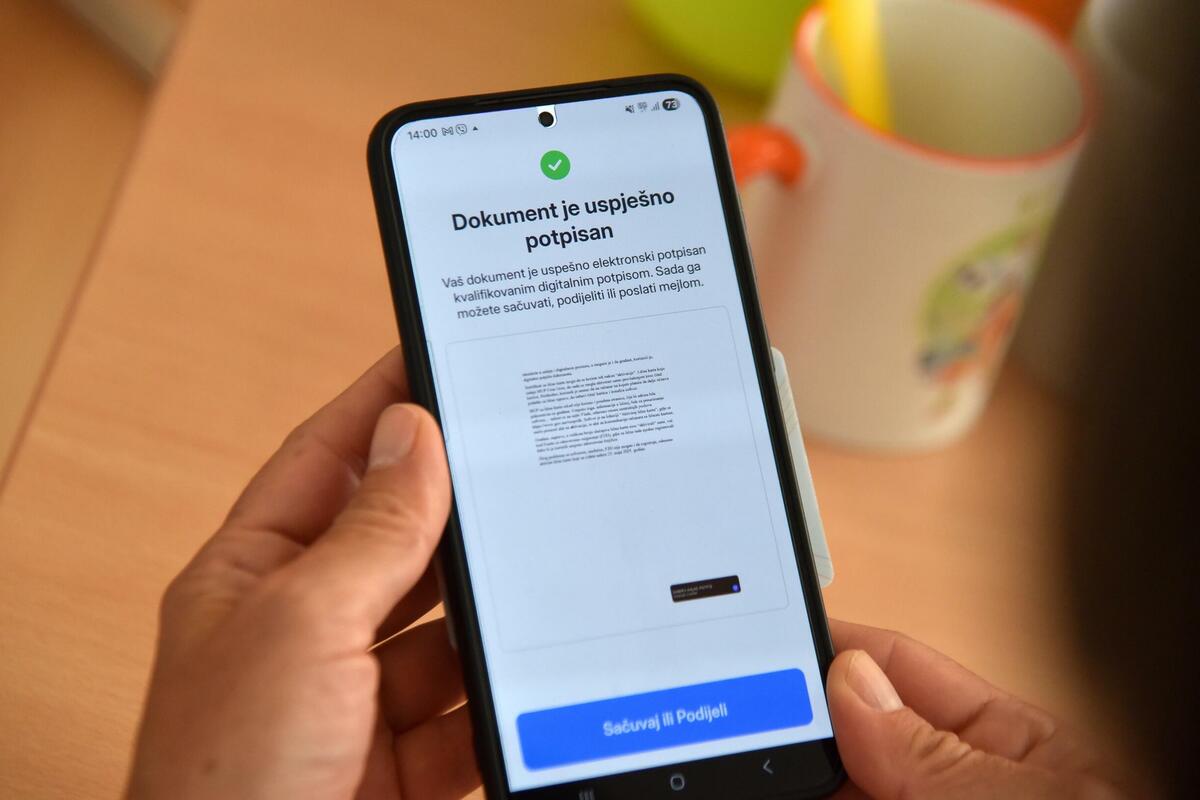 Fotografija uz vijest: Digitalni novčanik u Crnoj Gori od 2028. godine