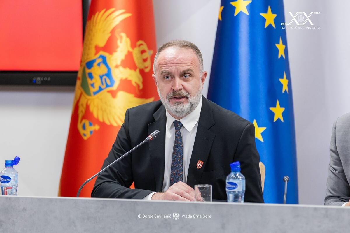 Fotografija uz vijest: Đeljošaj poziva na završetak zatvaranja poglavlja i potpisivanje ugovora s EU nakon izbora