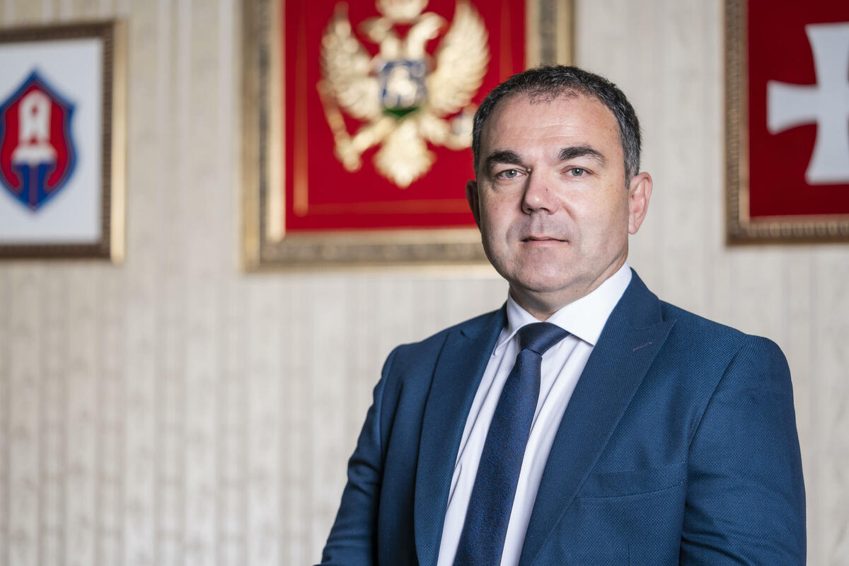 Fotografija uz vijest: Đurašković: Prijestonica upravlja Cetinjem, a ne kriminalni klanovi, Knežević je potrošena politička lutka