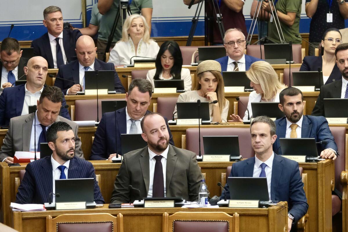 Fotografija uz vijest: Dogovor vlasti i opozicije predviđa izbor članova tri savjeta i sudija Ustavnog suda