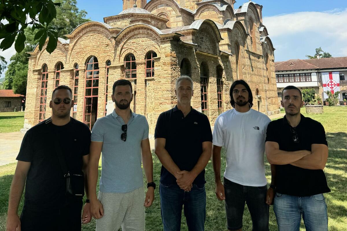 Fotografija uz vijest: Državljani Crne Gore tvrde da su pretrpjeli torturu kosovske policije nakon privođenja