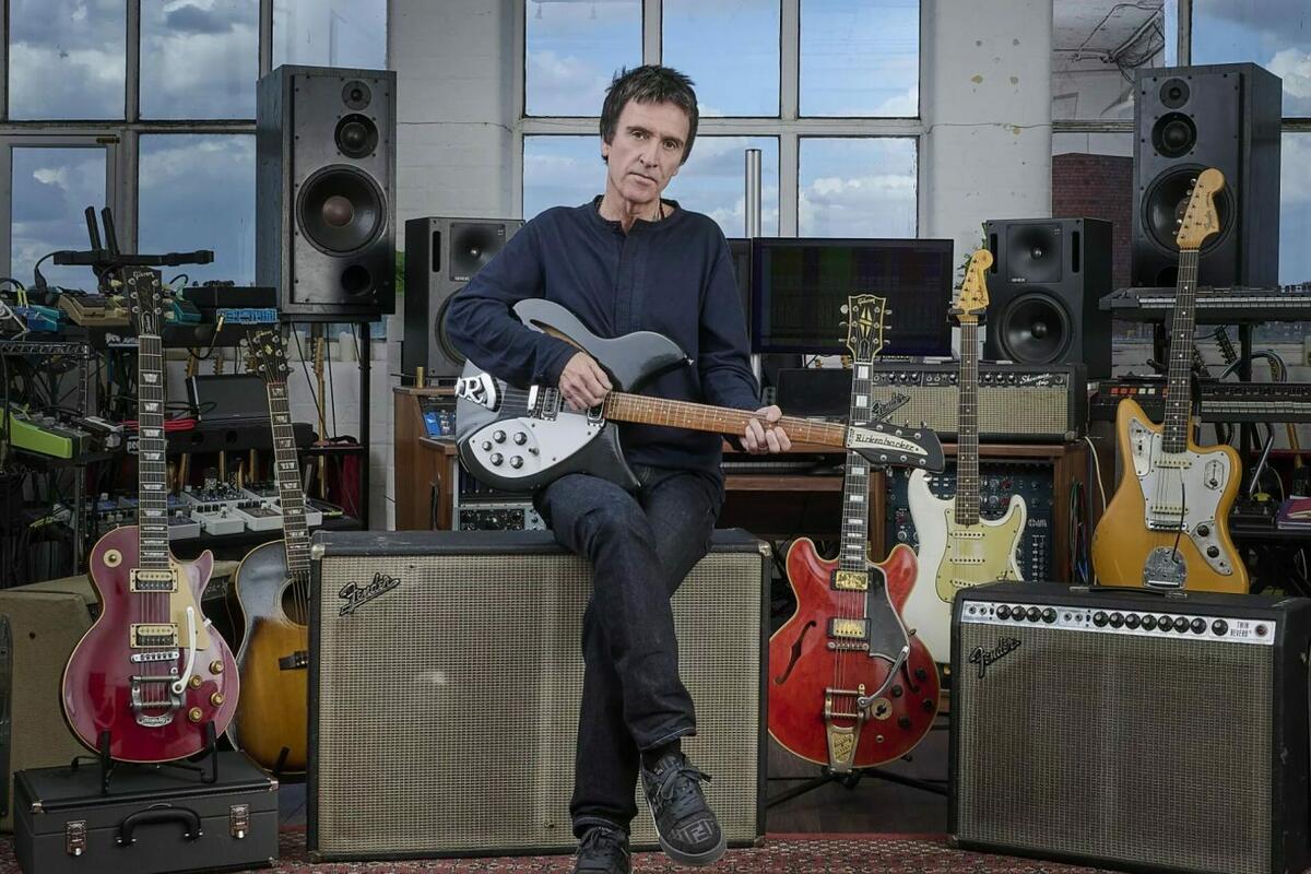 Fotografija uz vijest: Džoni Mar na aukciji nudi skoro 100 gitara iz svoje kolekcije