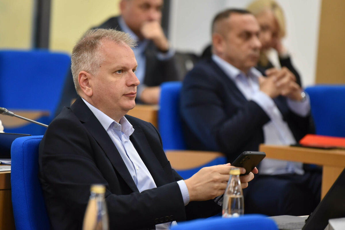 Fotografija uz vijest: Građani dobitnici najavljenog izbora Perića za šefa podgoričkog parlamenta