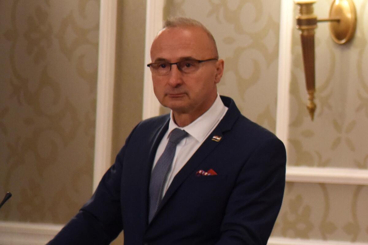 Fotografija uz vijest: Grlić Radman: Hrvatska traži imovinu od Crne Gore vrijednu preko 2,7 milijardi dolara, nije samo brod "Jadran" u pitanju