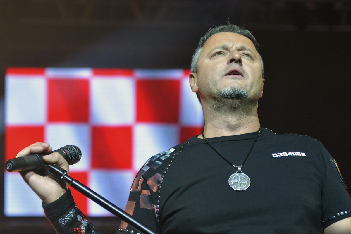 Fotografija uz vijest: HRT emitovao koncert Marka Perkovića i ustaški pozdrav na Tijelovo
